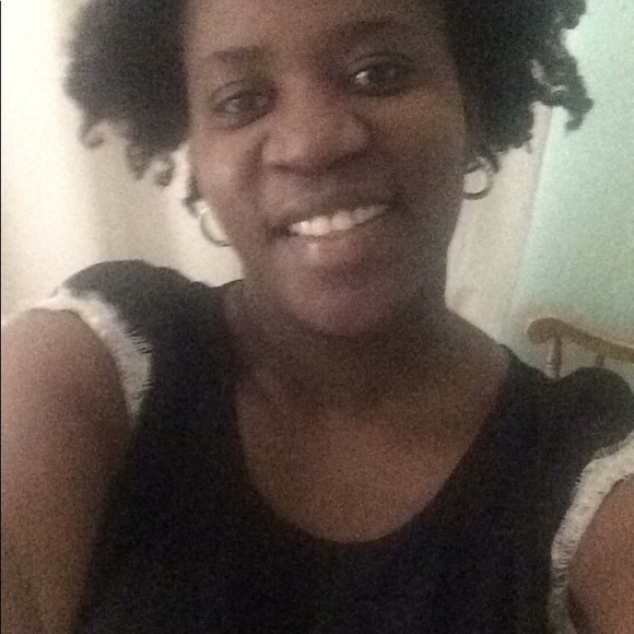 Meet your Posher, Josephina - Picture 1 of 1